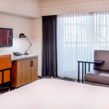Hilton Boston-Woburn Hotel Exterior photo
