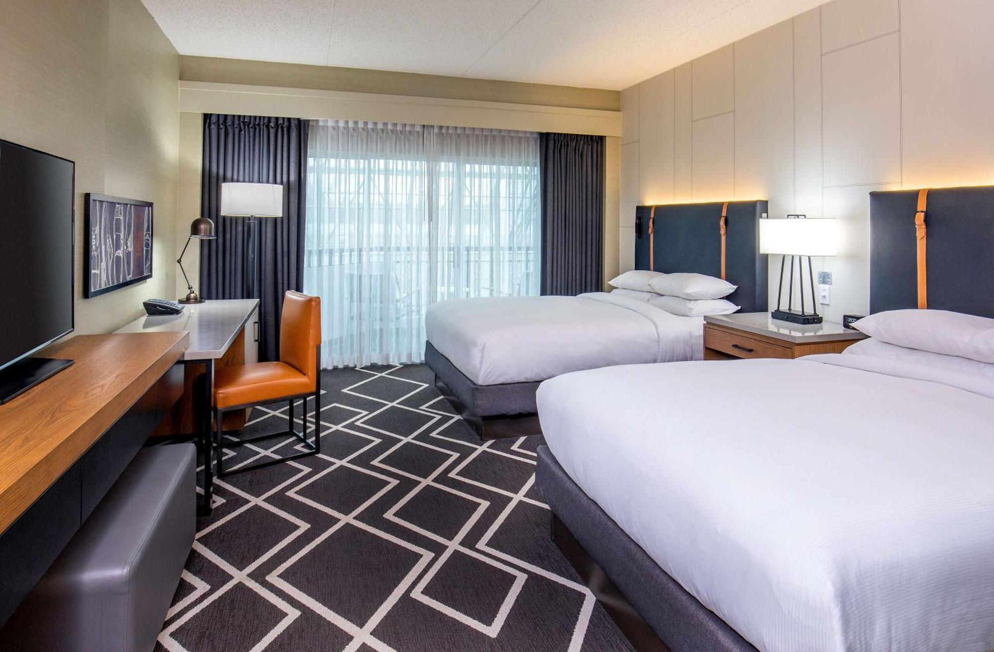 Hilton Boston-Woburn Hotel Exterior photo